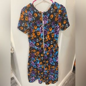 Floral dress with pockets